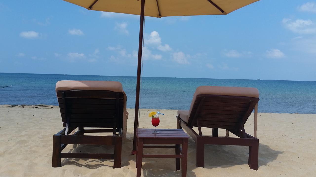 Coastal Village Beach Resort Phú Quốc Eksteriør billede